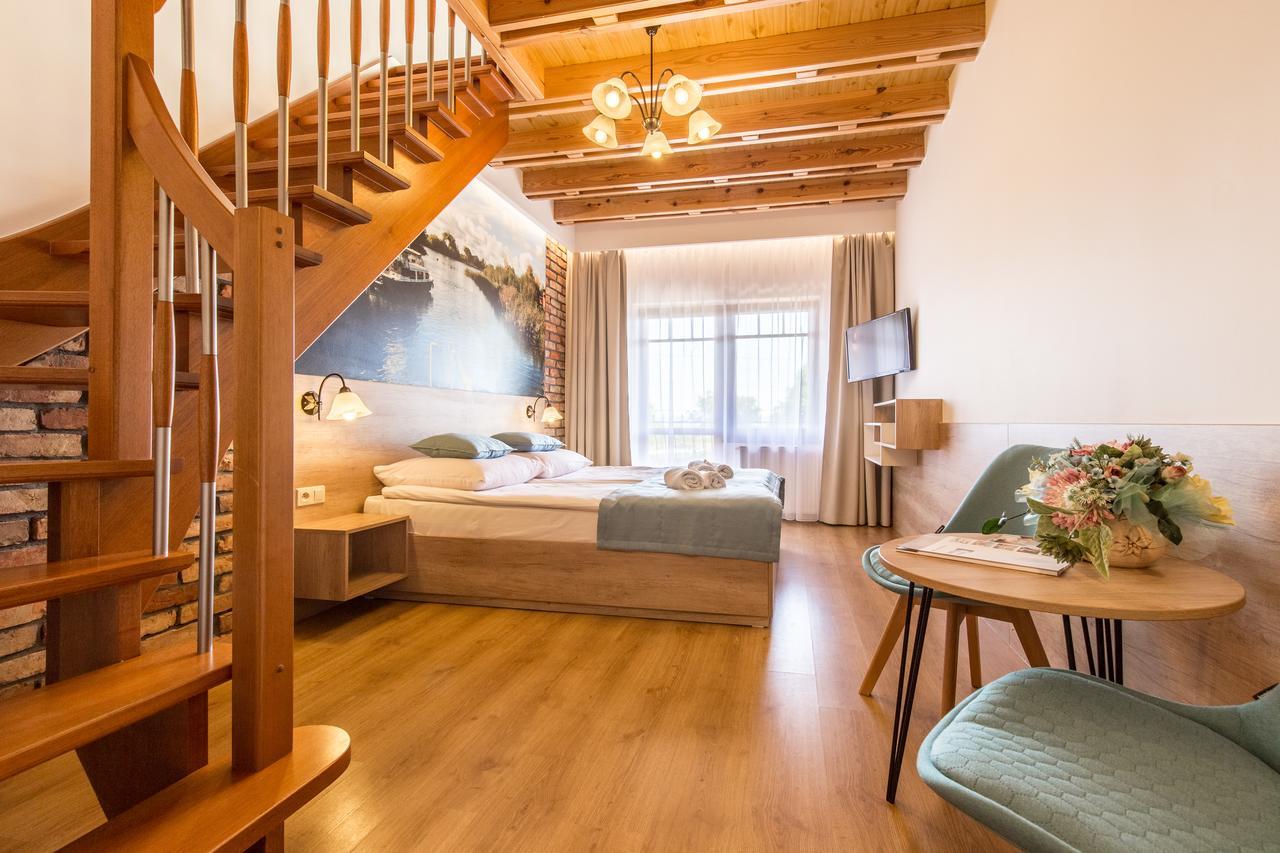 クリニツァ・モルスカ Sloneczny Dwor Bed & Breakfast エクステリア 写真